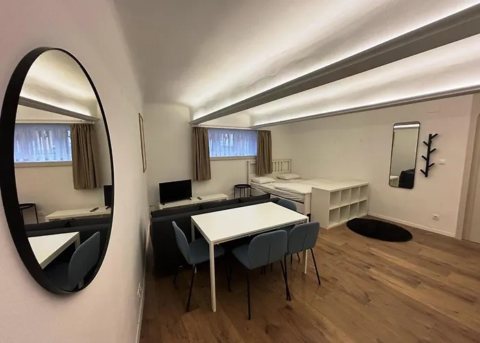 Oliver Budget 아파트호텔