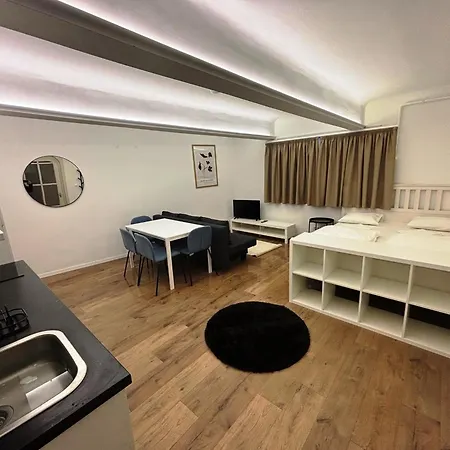 Hotel apartamentowy Oliver Budget 3*